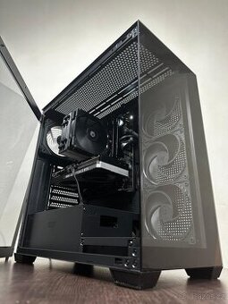 PC - R7 7800X3D / RTX 4060 ti / 32GB RAM / 1TB NVMe