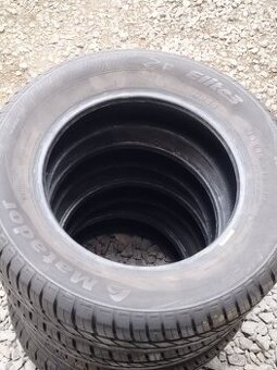 195/65 r15 letni pneu