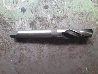 Osazený vrták 22/26,8 x 30 mm ; HSS02
