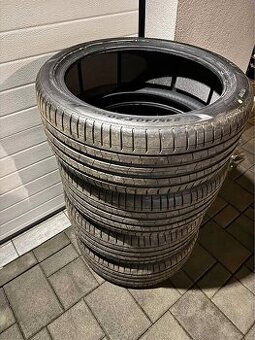 Letní pneumatiky - Pirelli P Zero 245/40 R20 99 Y RFT XL MOE