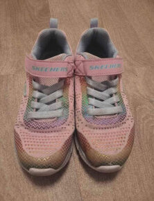Prodám dívčí letní boty Skechers