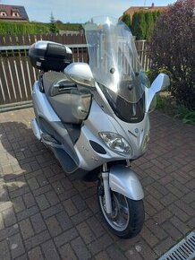 Piaggio X 9 250