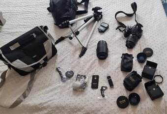 Nikon D5100 + 2 objektivy a bohaté příslušenství