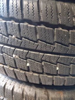 215/65/16C ZIMNÍ PNEUMATIKY HANKOOK
