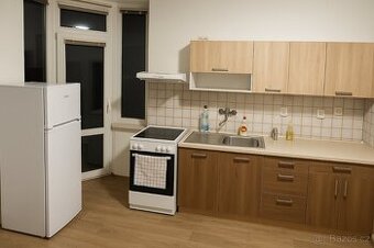 Vybavený byt 2kk 52m s klimatizací a balkonem