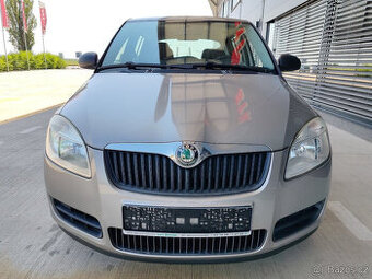 benzínová Škoda Fabia 2 .... velice pěkný stav 134000km