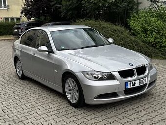BMW Řada 3 E90 320i 110kW Sedan 6st. Manuál Klima ALU R16