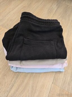 4x bavlněné kraťasy z H&M velikost M. Cena za vše. - 1