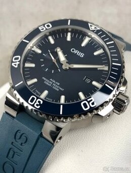 Oris Aquis Small Second, Date 01 743 7733 4155-07 4 24 69EB