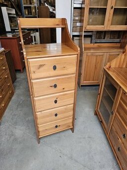 IKEA LEKSVIK KOMODA....