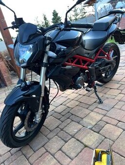🏍️ Benelli BN125 (2021) – 14 000 km + kufr SHAD