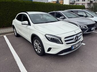 Mercedes Benz GLA 200D 4x4