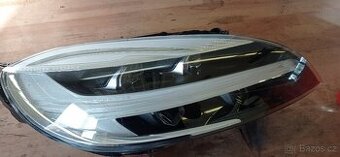 Pravé přední světlo Volvo V40, V40CC