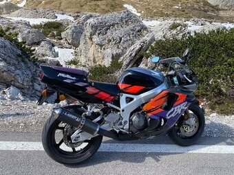 Honda Cbr 900 FireBlade sc 28