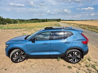 Volvo XC40 B3 mild hybrid 2023, ČR, záruka do 10/2027 - 1