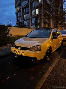 Volkswagen Golf 2.0 103kw
