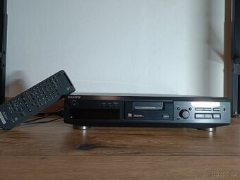 Minidisc Sony MDS-JE330 + 36 minidisků v boxu