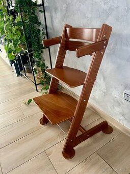 Rostoucí židle Jitro - ořech