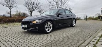 BMW f30 320d SPORT / Automat / navigace / sedan