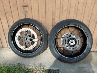 Ktm 690 Enduro - supermoto sada - kola + odpružení