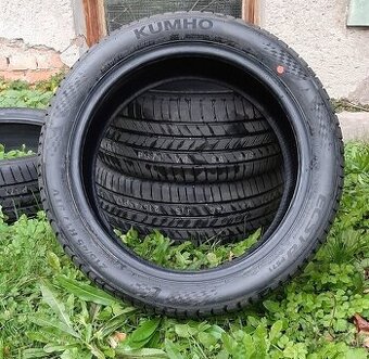 Kumho 215/45 R17 91V