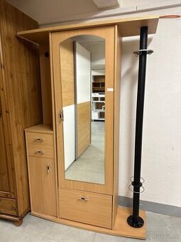 Předsíňová stěna se zrcadlem v dekoru buk - 1