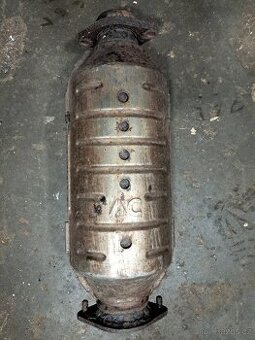 LADA NIVA 1,7i 4x4 1995 KATALYZÁTOR