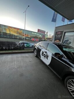 ŘIDIČ BOLT NA FIREMNÍ VOZIDLO  170KČ/hod.