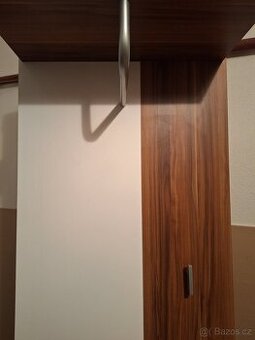 Předsíňový věšák