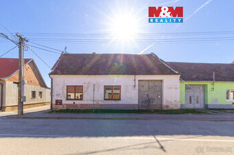 Prodej rodinného domu, 160 m², Pouzdřany