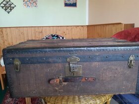 starý kufr - 1