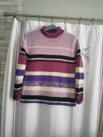 Vlněný,ručně pletený svetr