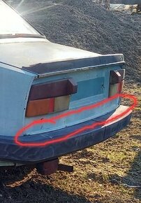 Nerezové lišty zadního čela Škoda 120