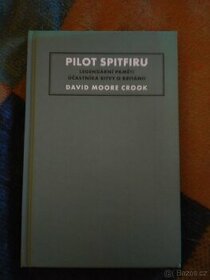 Kniha Pilot Spitfiru - David Moore Crook