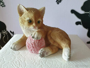Dekorace kočička s klubíčem kočka s klubkem soška - 1