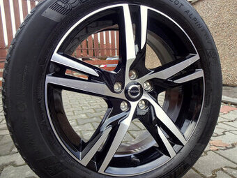 ZÁNOVNÍ ZIMNÍ ORIGINÁL VOLVO 19" 235/55R19 Michelin
