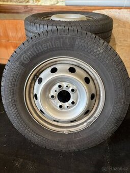 Continental Van Contact Ultra 215/70 15C + disky