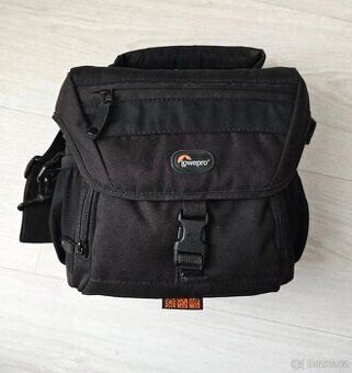 Brašna Lowepro Nova 160 - 1