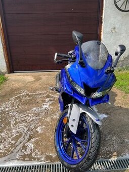 Yamaha r125 /yzf