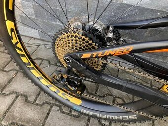 Celoodpružené karbonové kola na 27,5”
