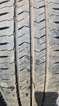 Pneu 215/65/16C 2x letni