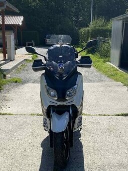 Yamaha x max 250