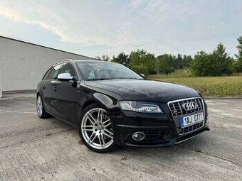 Audi S4, 3.0 TFSI 245kw, MANUÁL