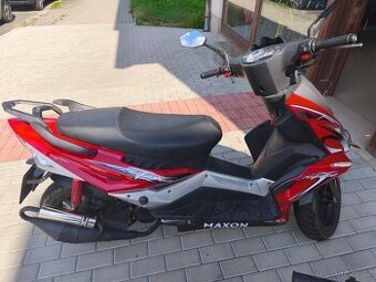 Skútr Maxon Matador 50