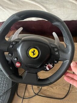 Volant Thrustmaster T80