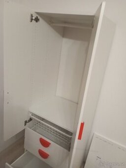 Ikea Smastad - skříň