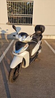 Honda sh 300 rok 2014, Původ ČR