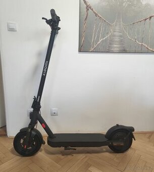 Xiaomi Electric Scooter Elite - nová. Skvělá cena.