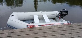 Dobrý den, prodám nafukovací člun plus motor