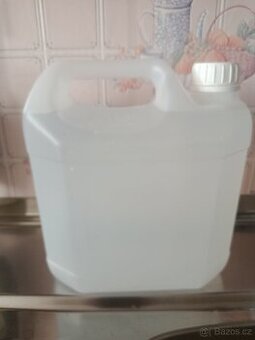 Demineralizovaná voda